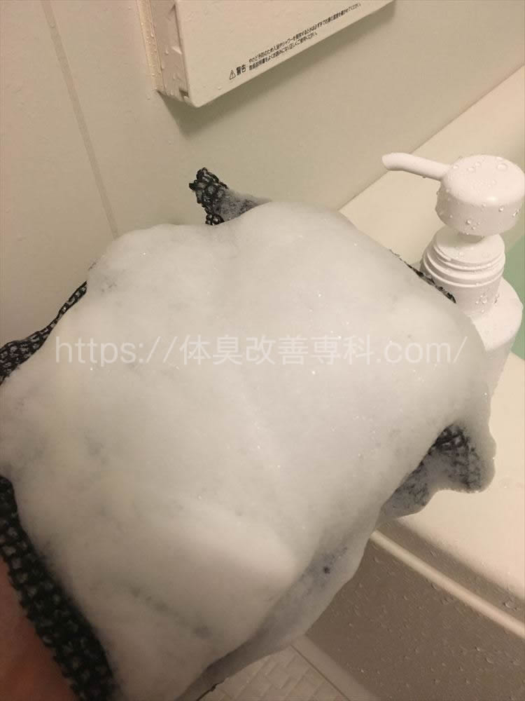 デオシーク　ボディソープ　泡